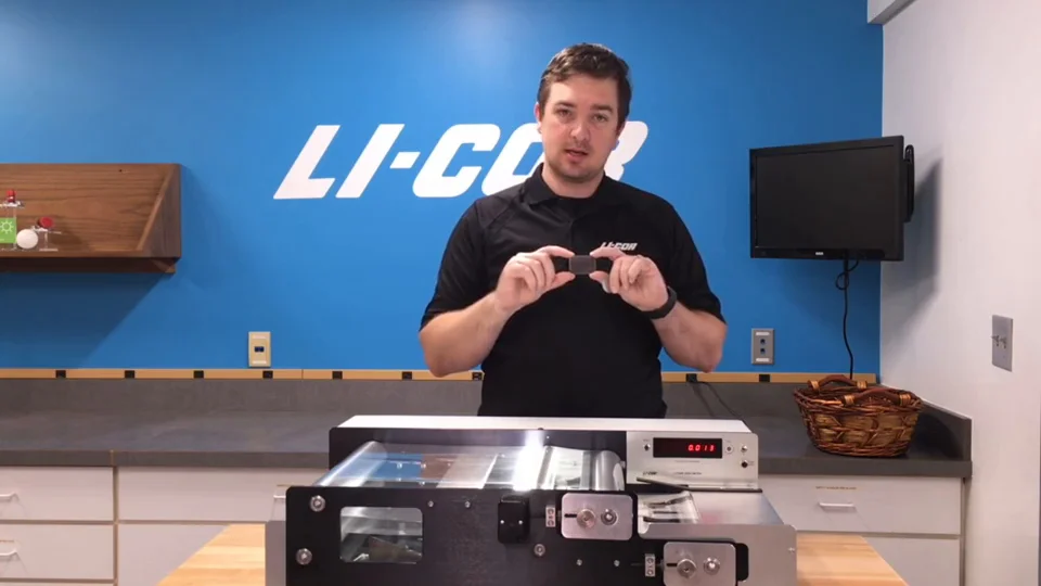 LI-3100C | Video: Calibrating the LI-3100C Area Meter