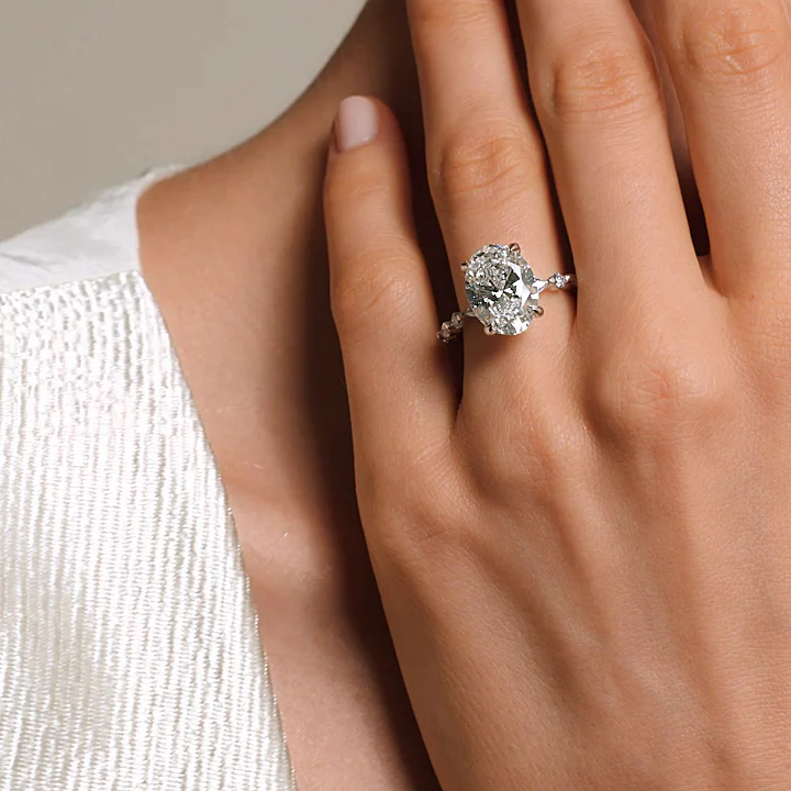 18K White Gold Versailles Half-Coverage Diamond Ring (1/3 ct. tw.)