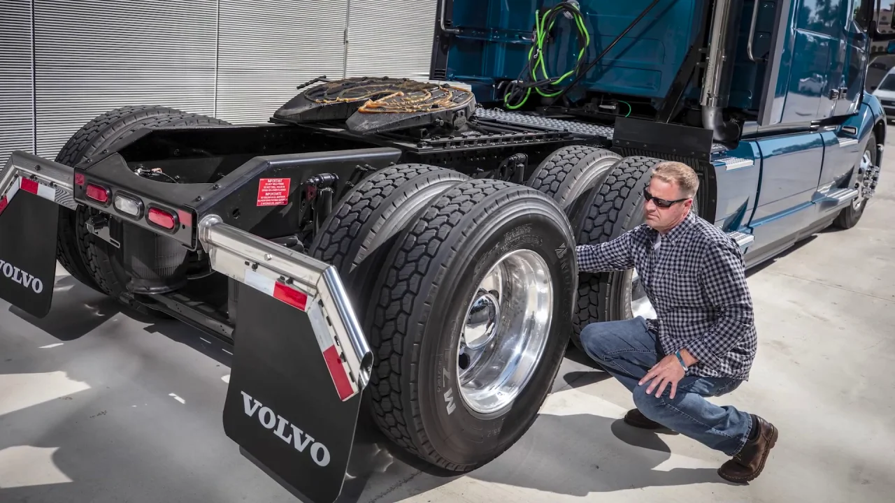 Driver Vehicle Inspection Report (DVIR) Solutions | Lytx