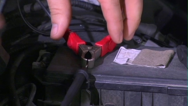 Tech Tip: Hands-On Fuel Pump Electrical Testing