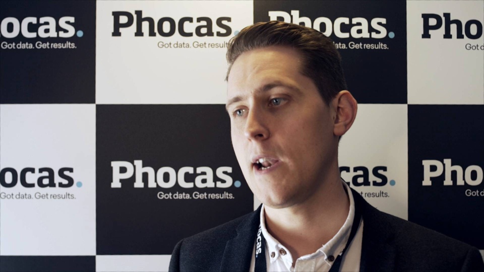 How Moove (Cosan) Lubricants has removed the pain of spreadsheet reporting from their business