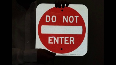 DO NOT ENTER Aluminum Property Sign