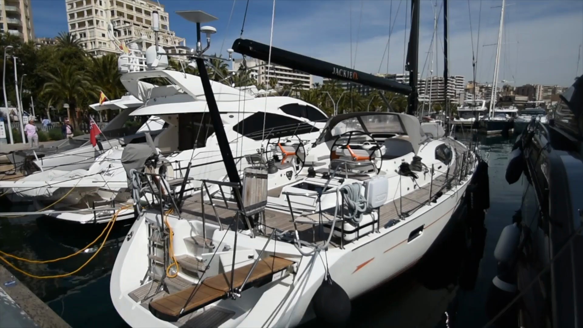 655 Jackie O walk through