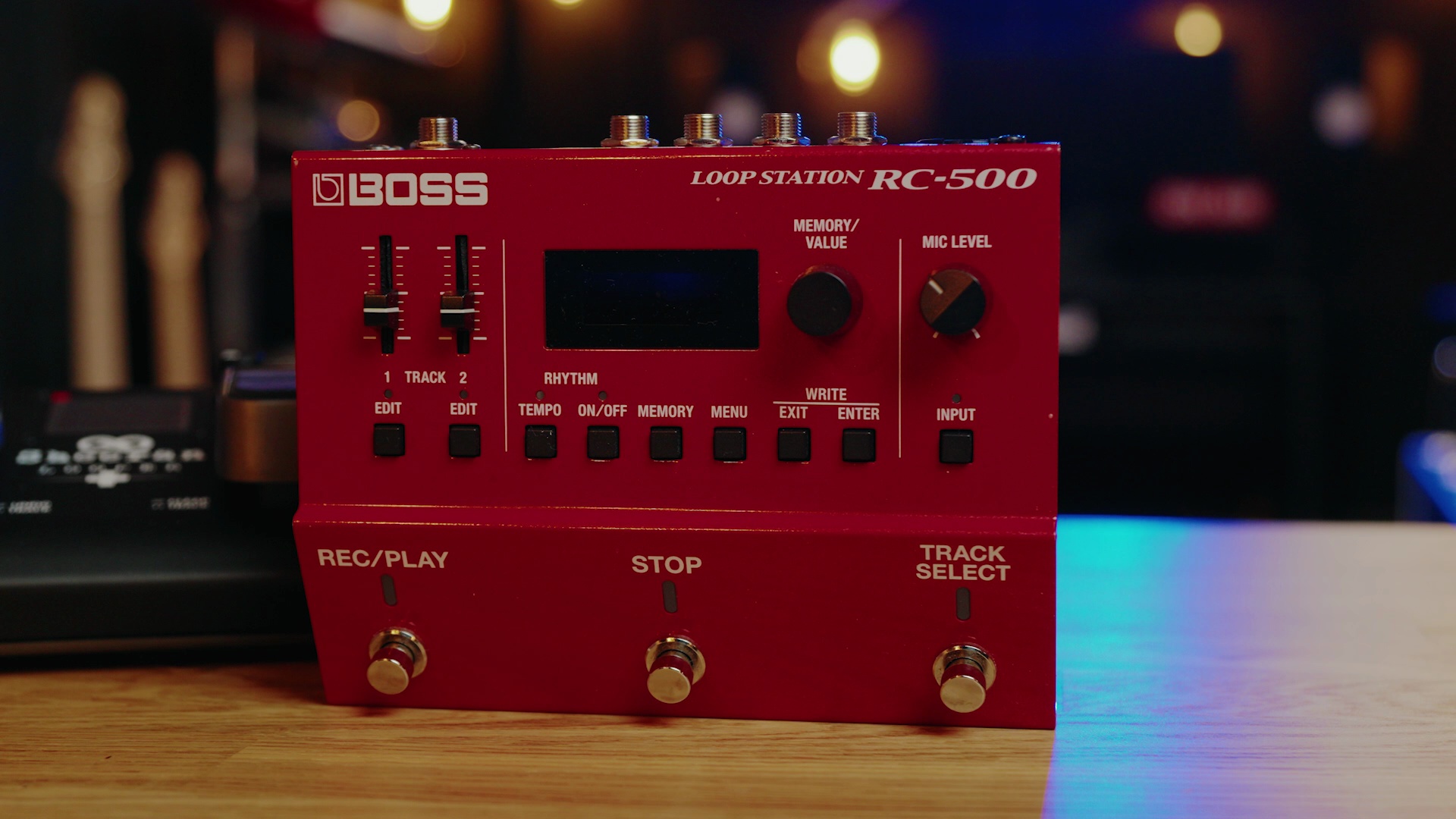 BOSS RC-500 Ultimate Guide by Ben Rowlands BOSS RC-500 Ultimate Guide by Ben Rowlands