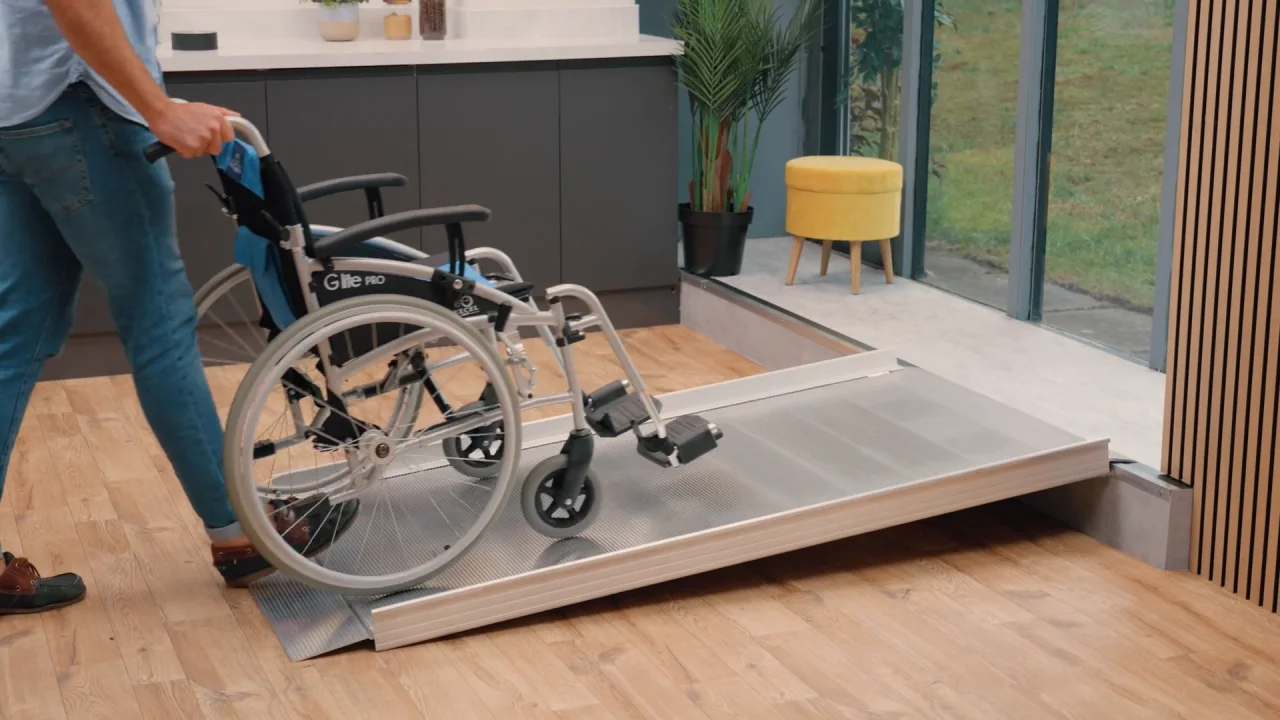 Mobile Rampe für Rollstuhl und Rollator deals