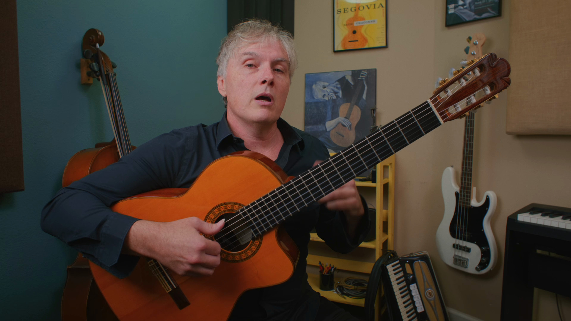 How to Play the Bossa Nova - Beginner Guitar Tutorial