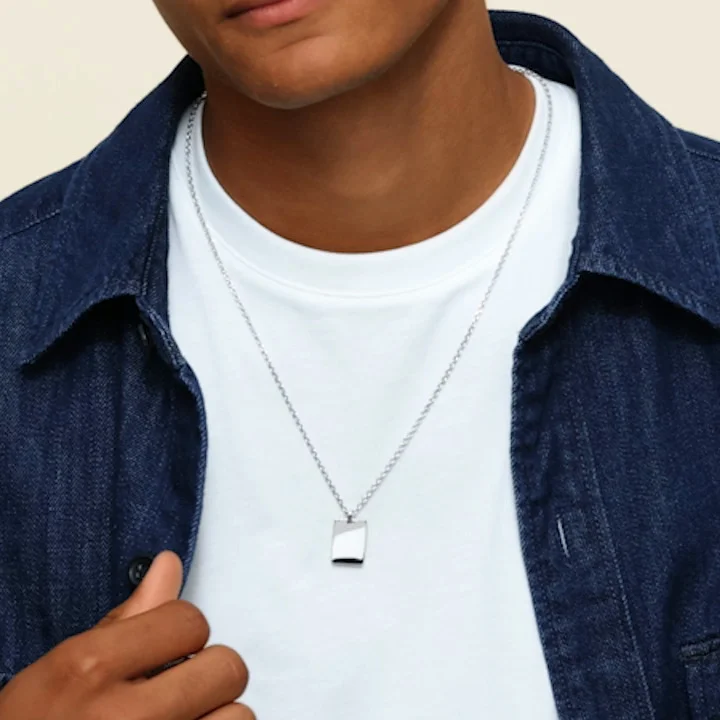 Engravable Tag Pendant (Large) in Silver | Brilliant Earth