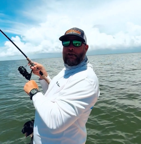 Business Card: Williamson Outfitters | Capt. Chris