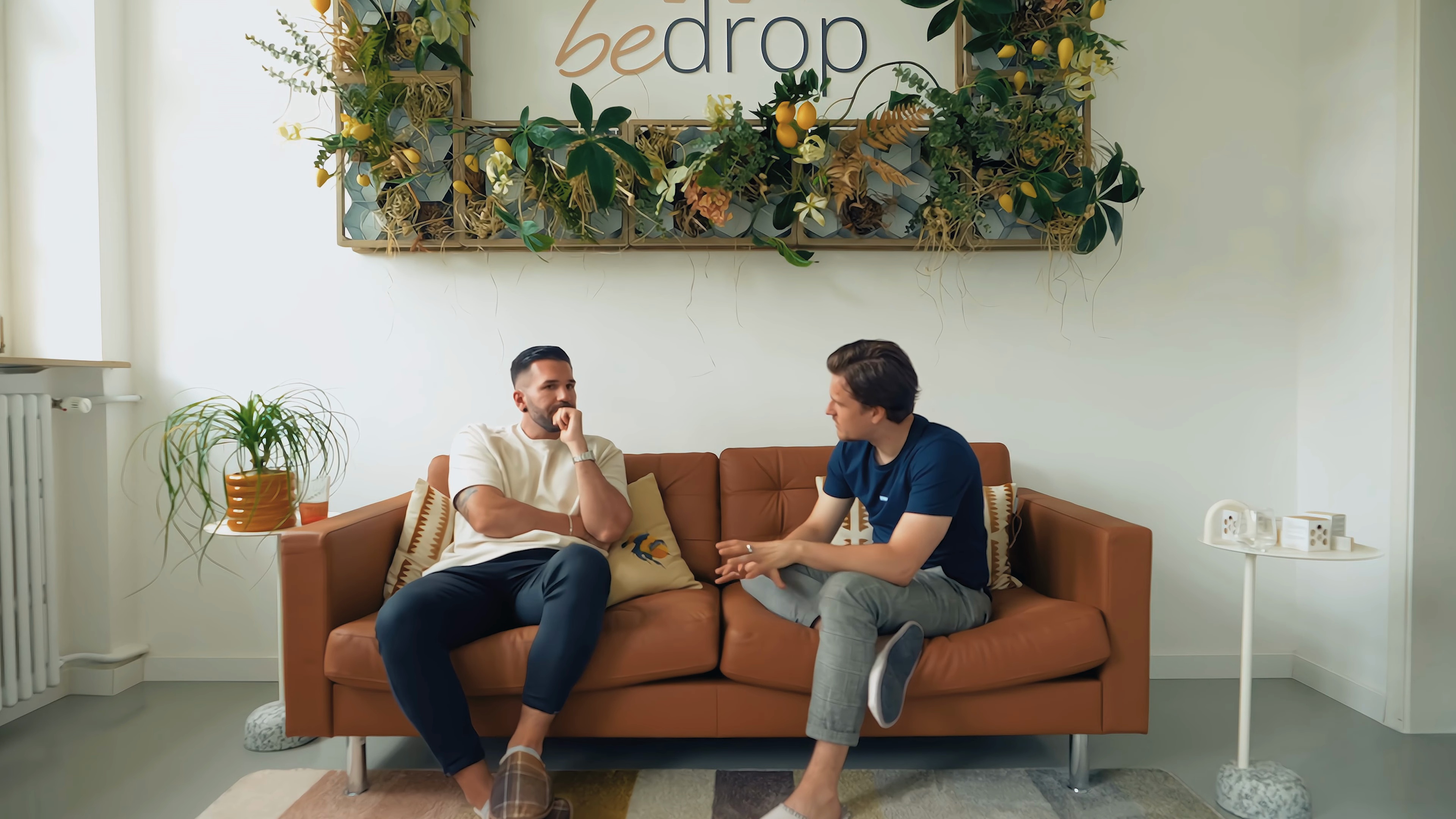 Influencer Tracking Video