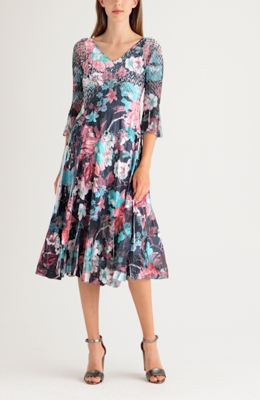 satin v-neck tea length a-line dress Tea-Length Stretch Mother of the Bride With Beading Pleated inspired vibe Vintage 90's Betsey Johnson 90s Kid Size:14US/46FR/18UK