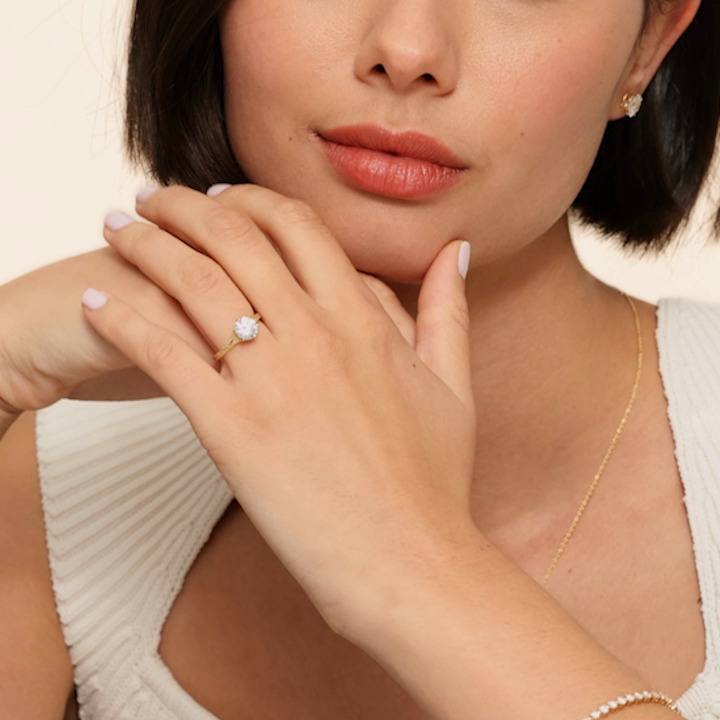 Hudson Engraved Ring in 18K Yellow Gold