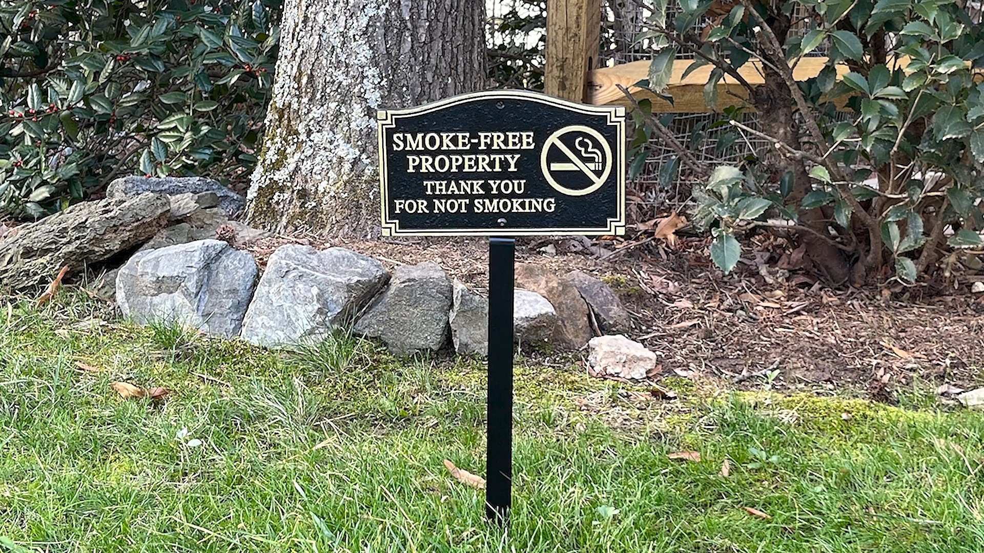 Smoke-free Property with No Smoking Icon WP-0028 Garden Boss Sign