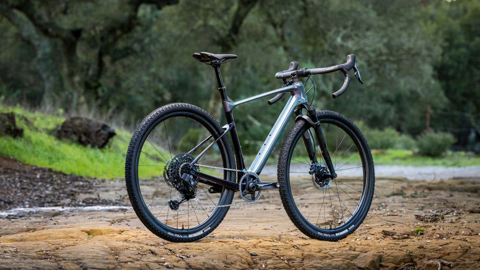 Giant Revolt X Advanced Pro | Giant Bicycles Japan 日本