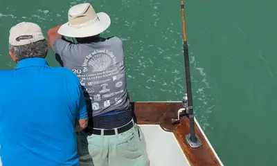 Fun boat with some fishing