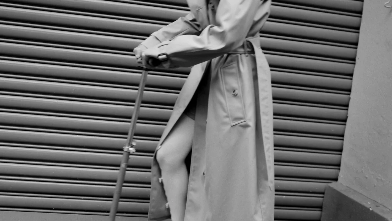 MILAN - JUNE 15: Woman with gray and white checkered Louis Vuitton bag  before Alberta Ferretti fashion show, Milan Fashion Week street style on  June 1 Stock Photo - Alamy