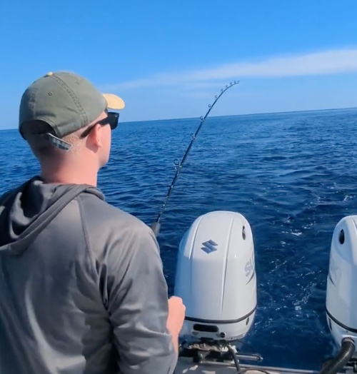Business Card: Run and Gun Charters