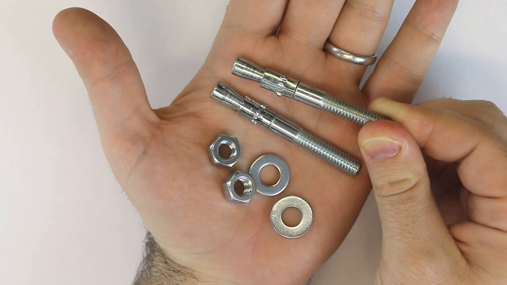 Bolts for Concrete and Bricks