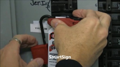 STOPOUT 120/240 Double Pole Circuit Breaker Lockout