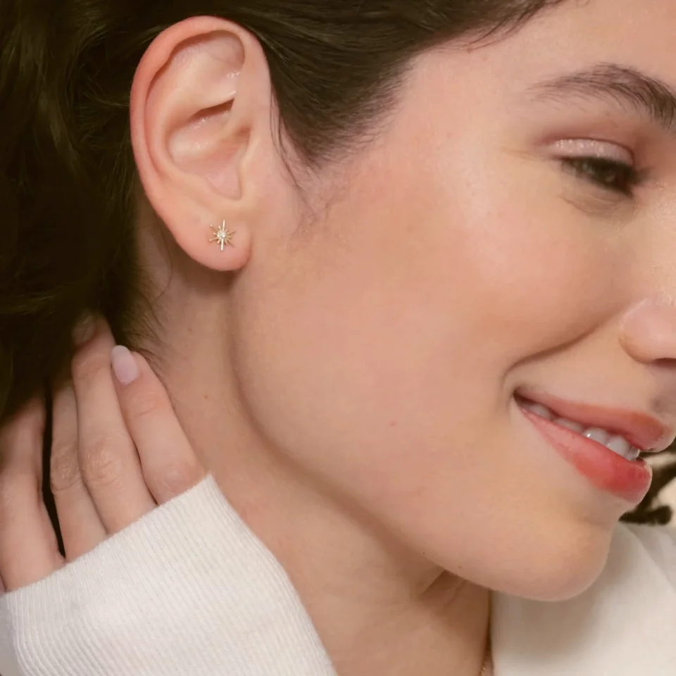 Raya Diamond Earrings (1/6 ct. tw.) in 14K Yellow Gold