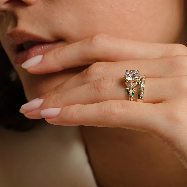 18K Yellow Gold Luxe Secret Garden Lab Emerald and Diamond Ring