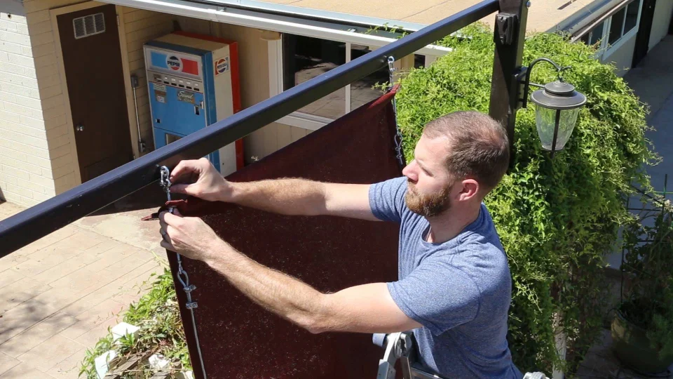 How to Attach the Turnbuckle to a Roman Shade Tenshon