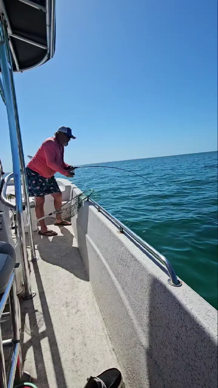 Business Card: Man's Fat Boy Charters