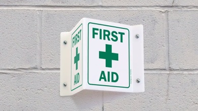 Projecting First Aid V-Sign