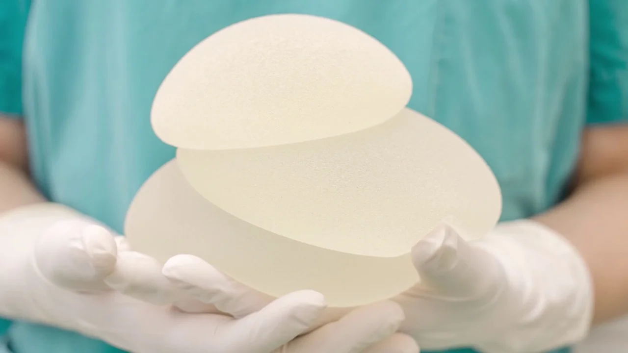 What Size Breast Implants Do I Need to Go Up One Cup? - Swan Center for  Plastic Surgery