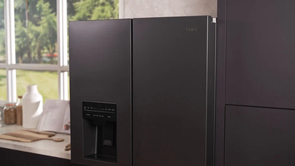 Haier 601L Quad Door Refrigerator with Ice and Water Dispenser