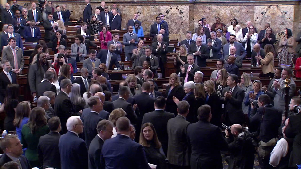 3/7/23 - Senator Pennycuick Escorts Governor Shapiro