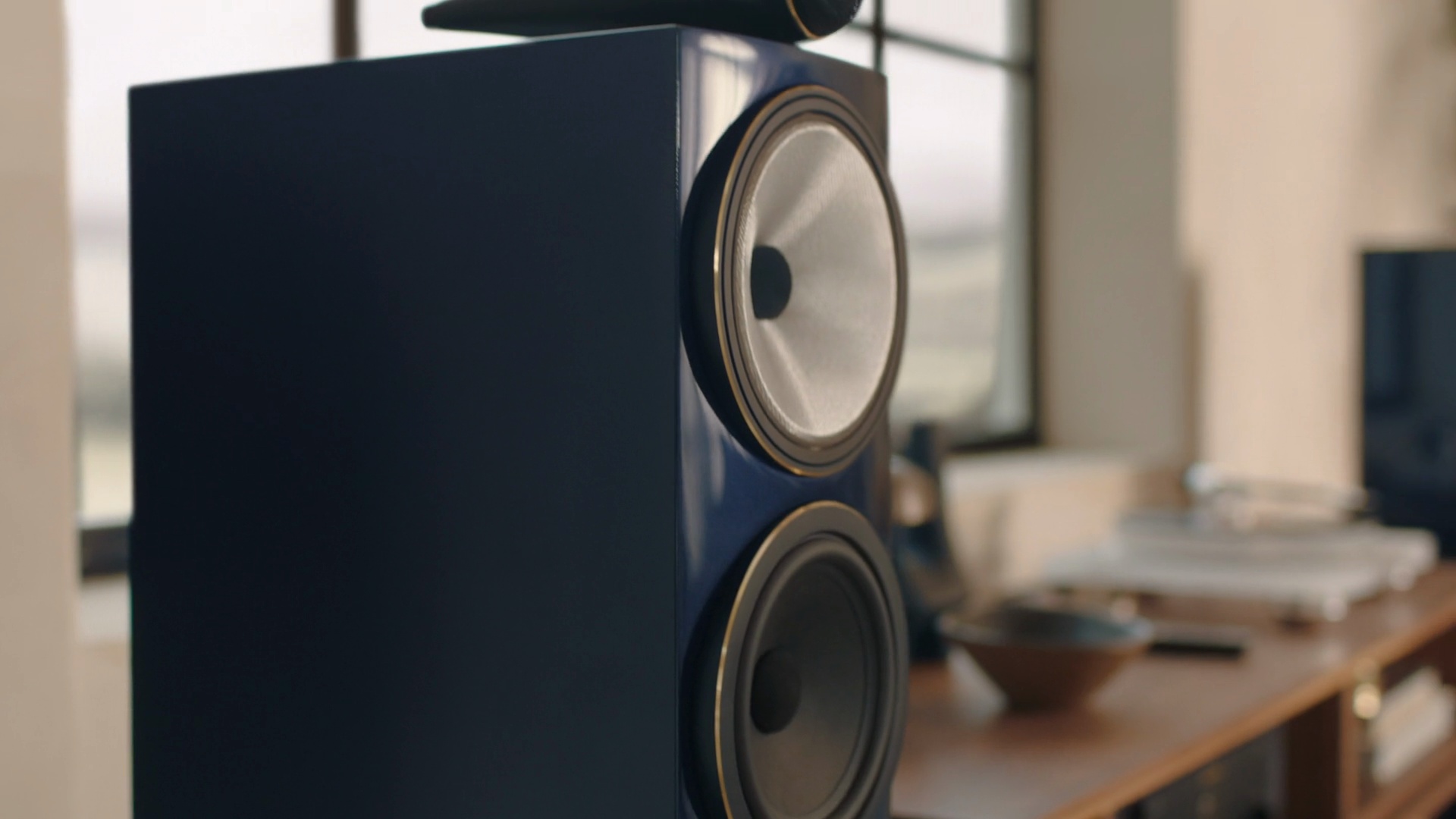 【千葉富津市/手渡】Bowers&Wilkins 702S3 Signature 千葉富津市/手渡】Bowers&Wilkins 702S3 Signature