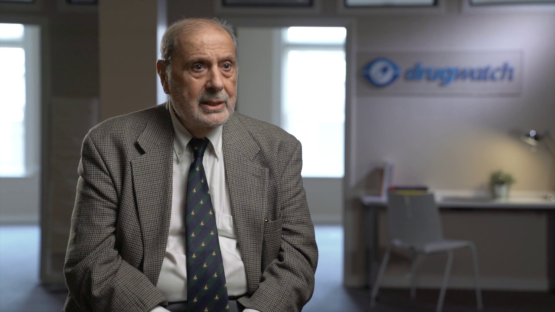 When can a patient have revision surgery following hernia mesh failure?