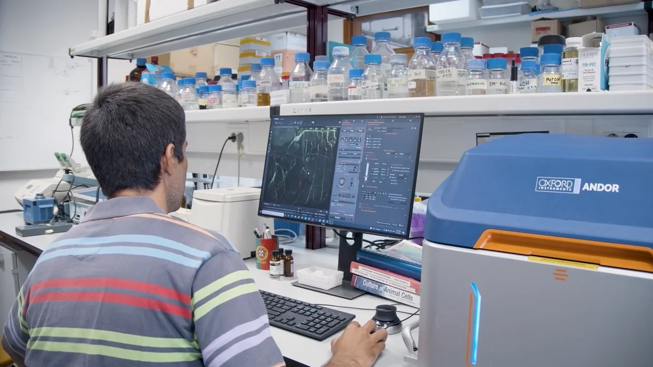The Ultimate Benchtop Microscope Family - Andor - Oxford The Ultimate Benchtop Microscope Family - Andor - Oxford