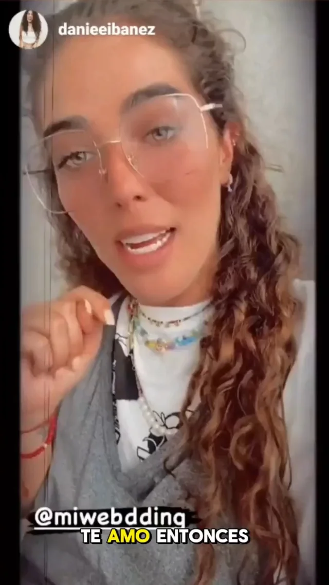 Daniee Ibáñez compartiendo su experiencia con Mi Webdding