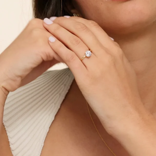 18K White Gold Freesia Hidden Halo Diamond Ring