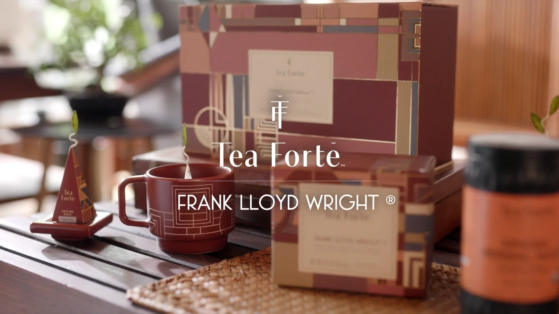 Video - Introducing the Frank Lloyd Wright Collection