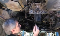 Tips For Diagnosing A Rear Engine Oil Leak On A Rover 4.0 or 4.6 V8 Engine
