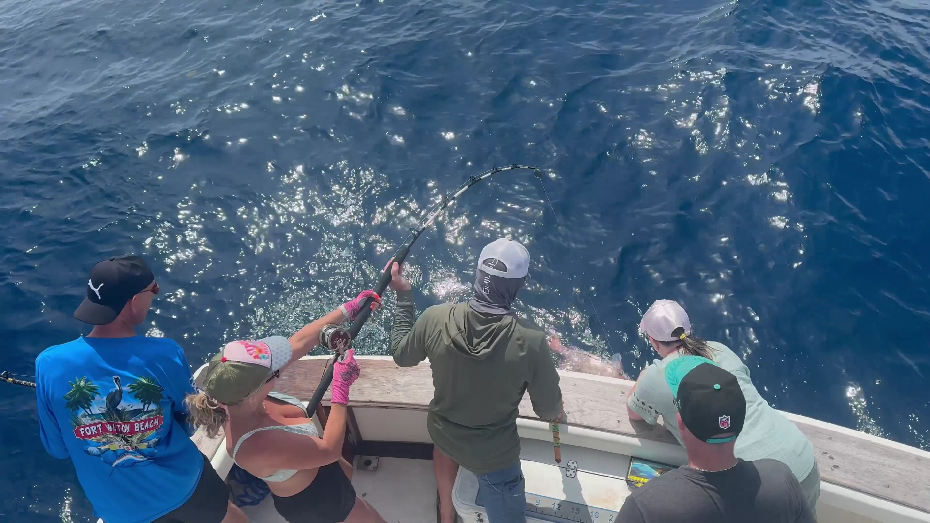 Business Card: Destin Expeditions ? 35' Offshore Sportfisher