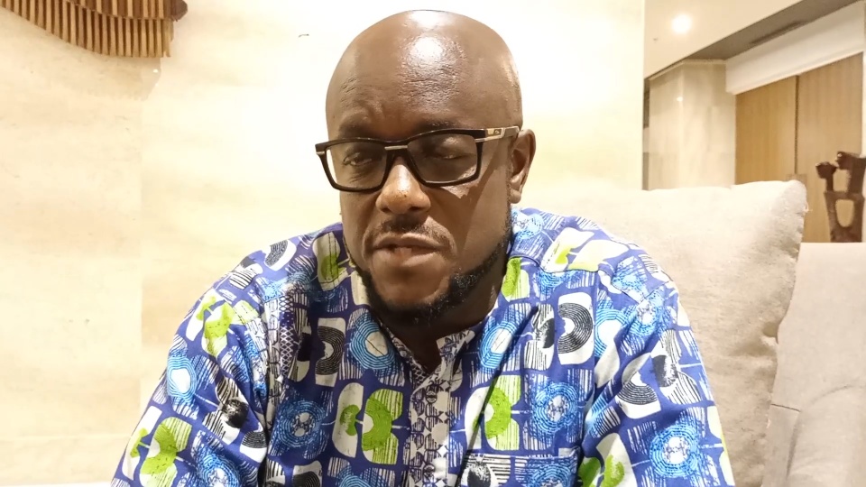 Patrick Amendah, architecte urbaniste, pendant son témoignage