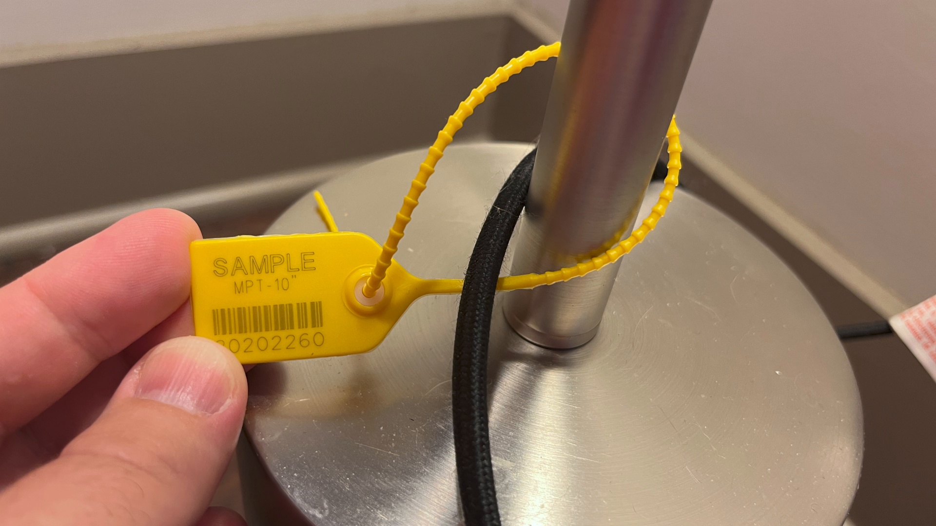 Plastic Adjustable Seals