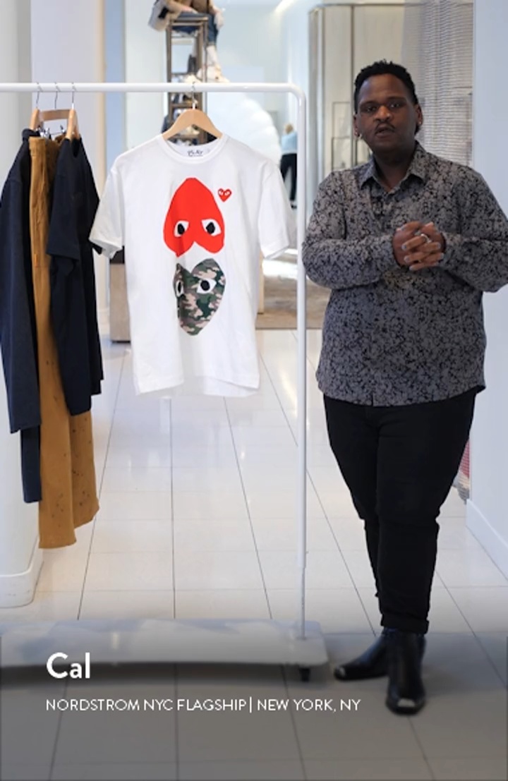 【COMMEdesGARCONSPlay】CamouflageWithUpsideDownHeart T-Shirt Play Comme des Garçons: Camouflage Double Heart T-Shirt