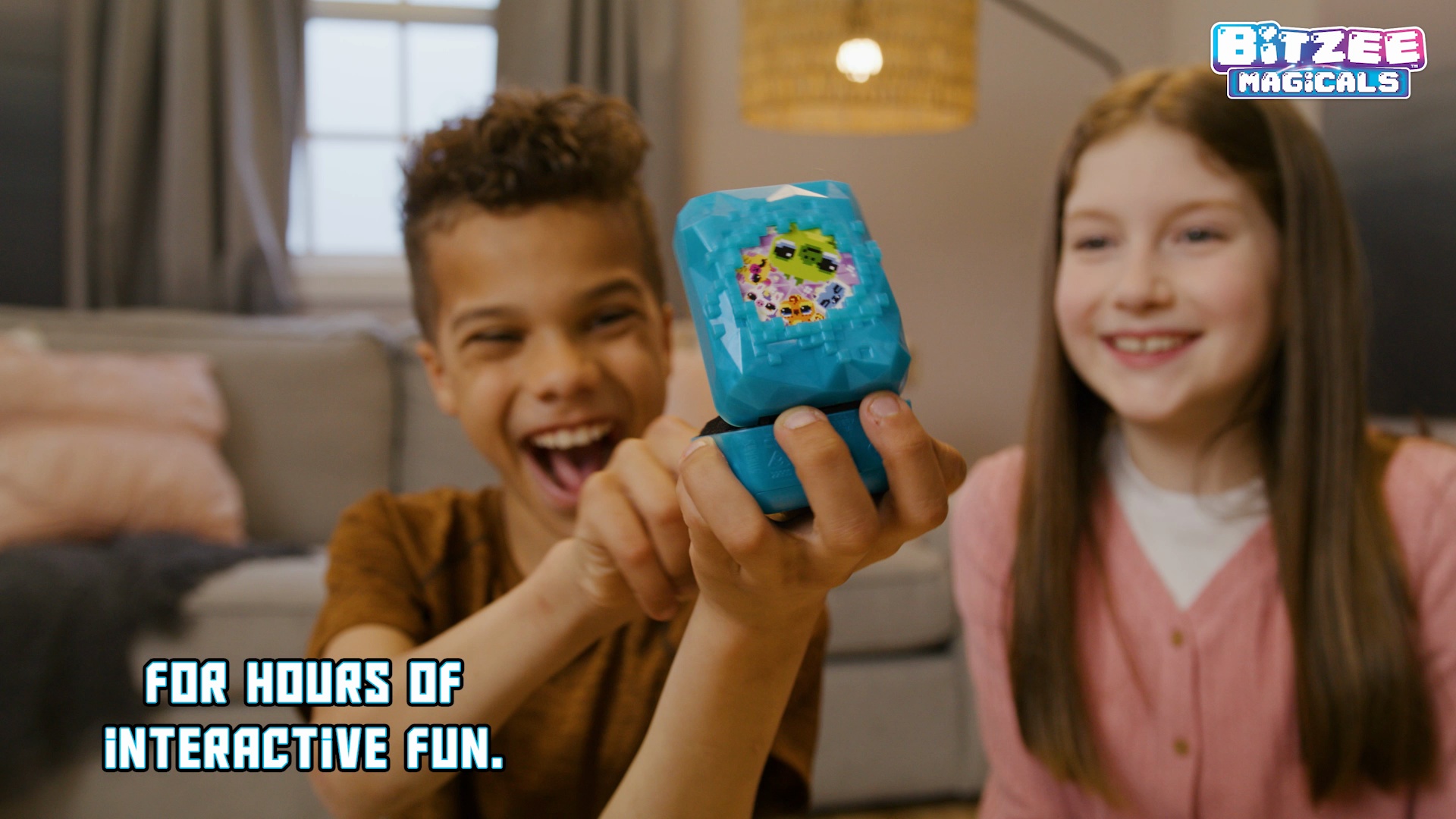 Bitzee Magicals Interactive 3D Digital Pet Toy | Seventh Avenue