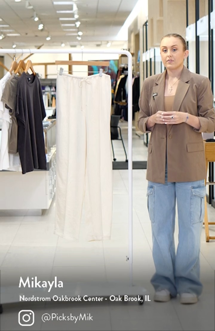 Pintuck Slim Pull-On Pants