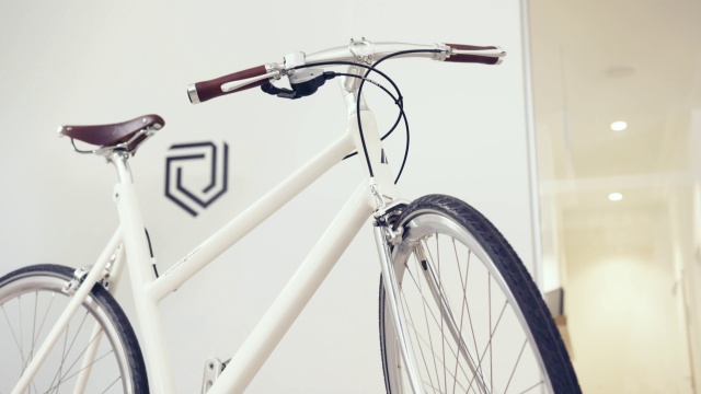 Luxshield Carbon Folie 12x300cm für Auto, Motorrad, Bike - selbstklebend,  Meterware aus DE : : Auto & Motorrad