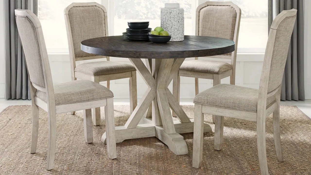 Home Quattro Round Table & 4 Chairs Grey 