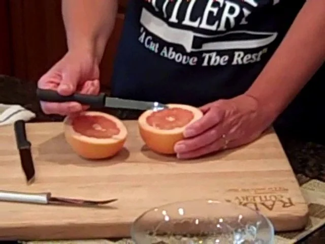 How to Cut a Grapefruit with a Grapefruit Knife