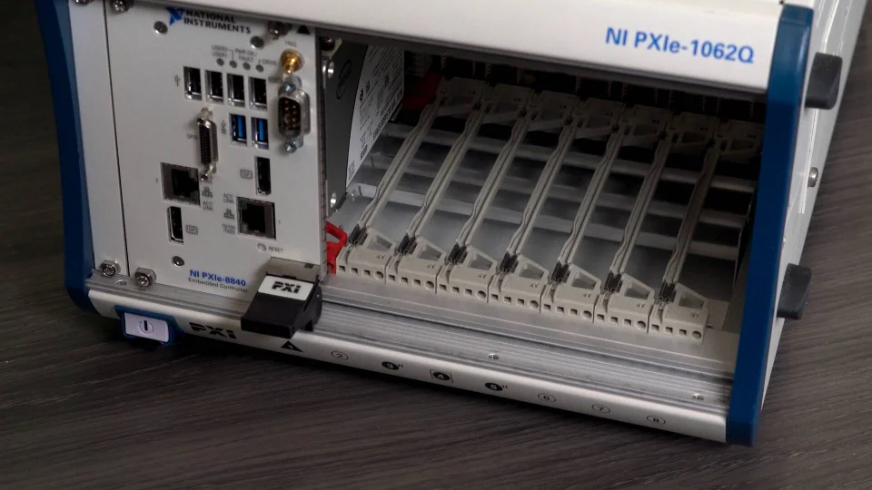 Getting Started with PXI Express Multifunction I/O Hardware and