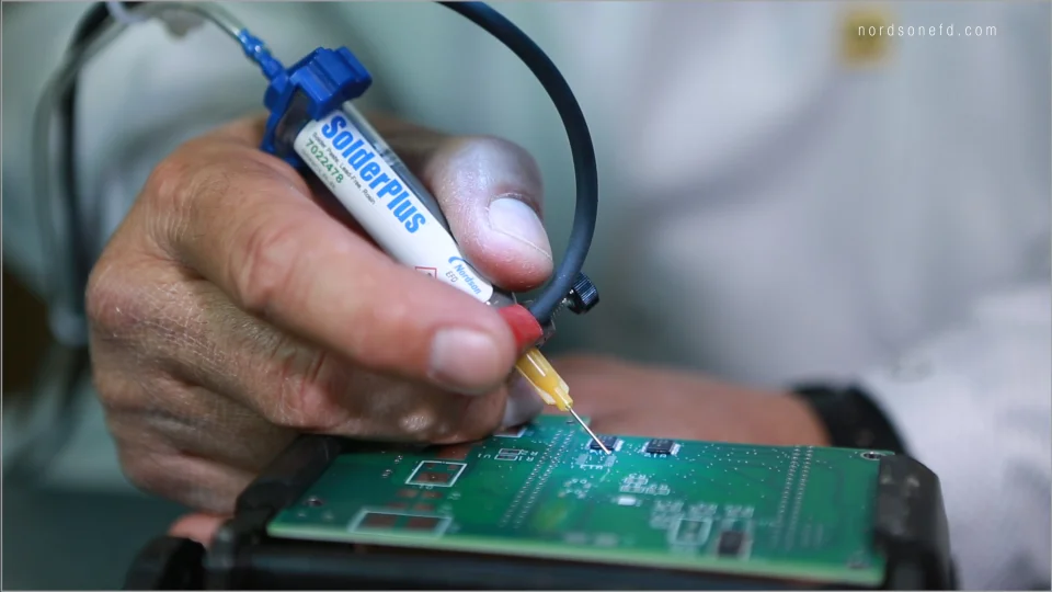 SolderPlus® はんだペースト |低い-&高温はんだペースト
