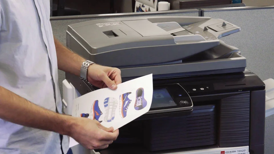 Copier Says Out of Paper But is Full - Les Olson IT