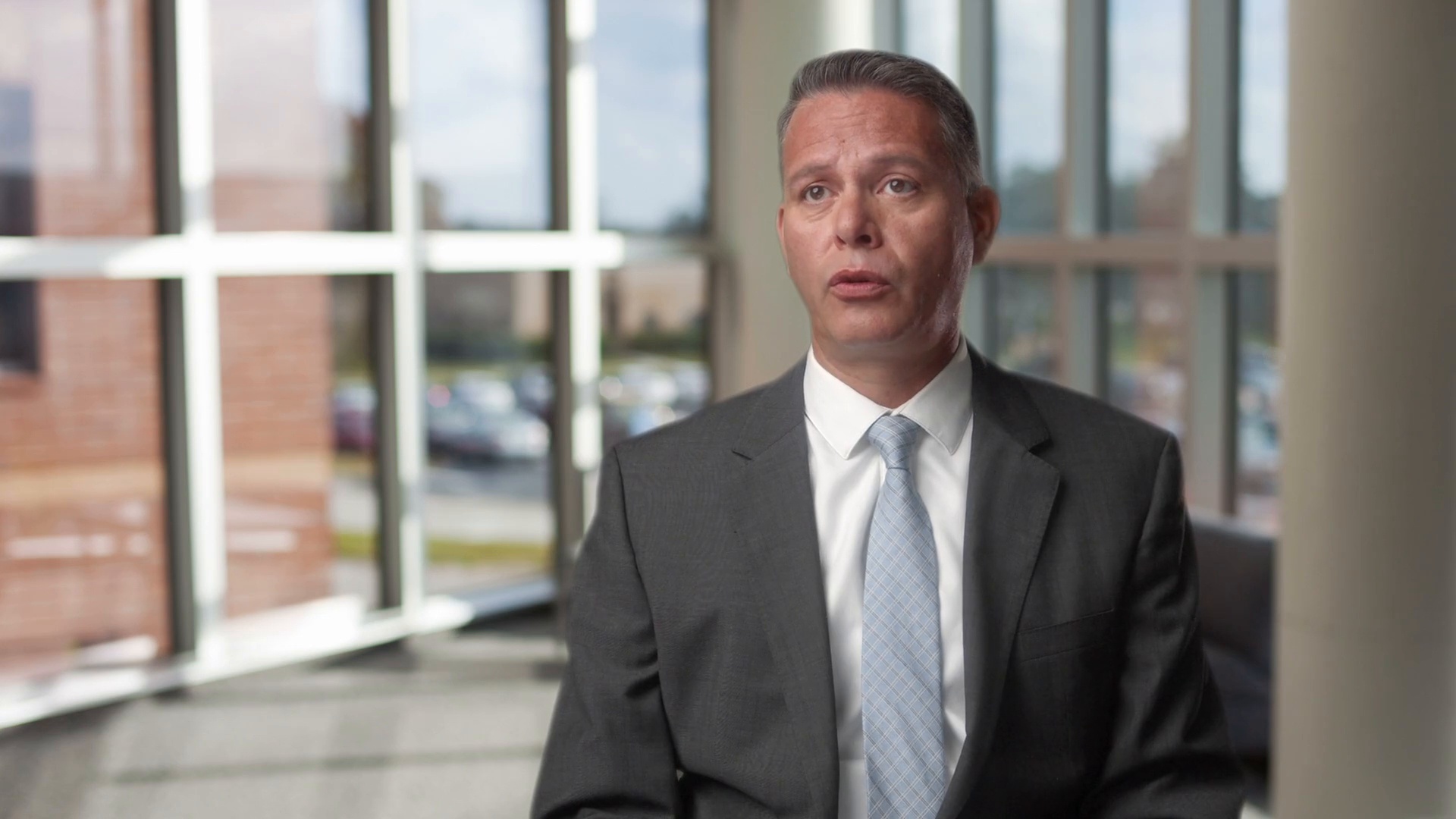 What are the benefits of connecting with independent agents through Annuity.org?